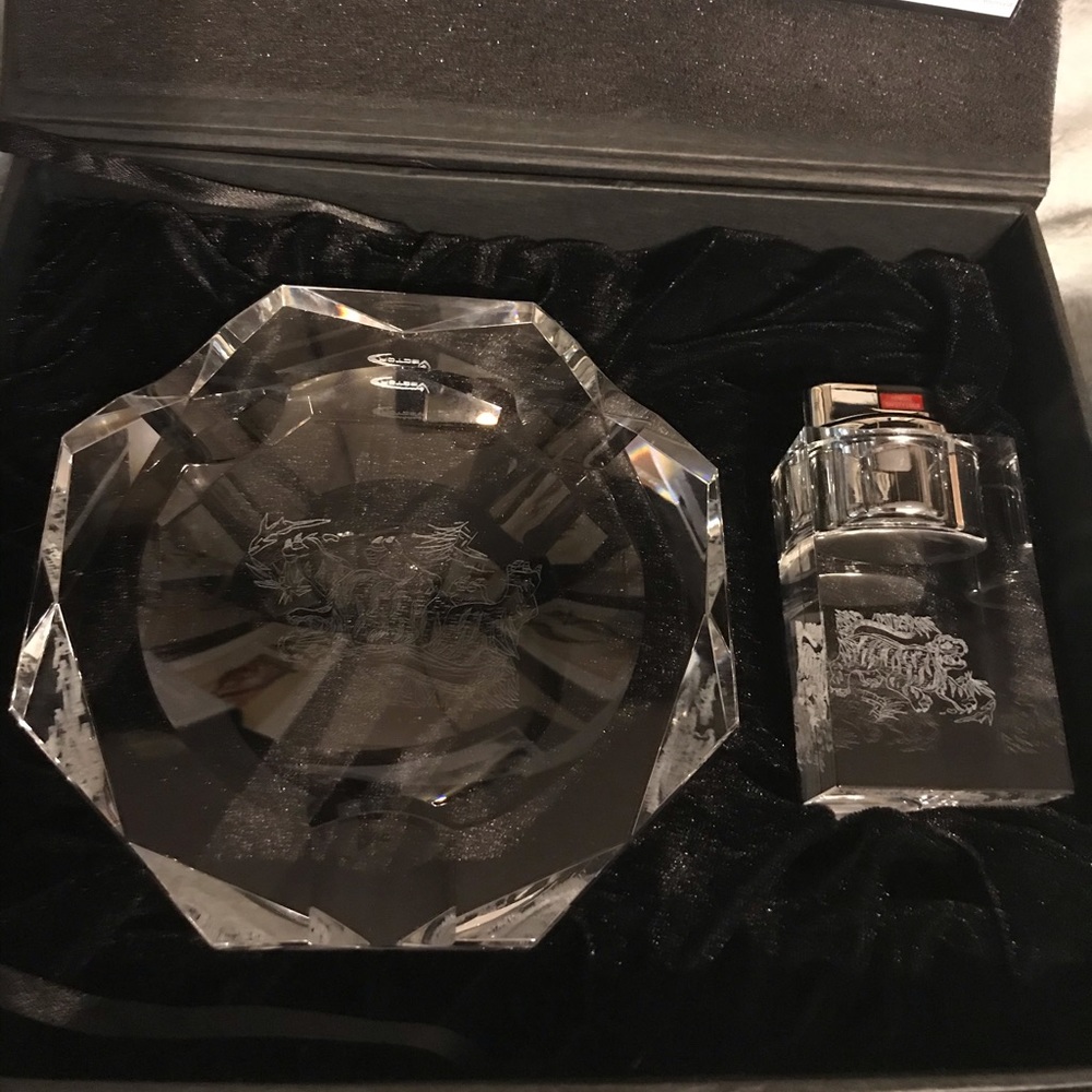 Tabletop Crystal Set-Etched with Luck Dragon NEW